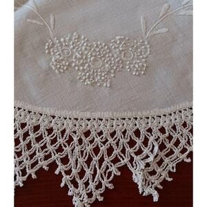 Vintage Whitework Embroidery Linen Doily French Knots Centerpiece 21"